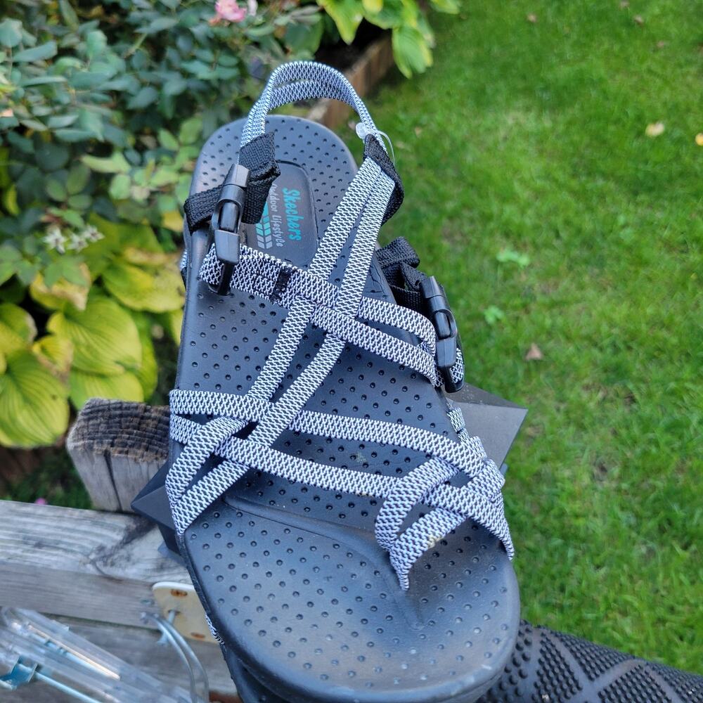 Skechers Reggae Irie Mon women's sandals Size 7